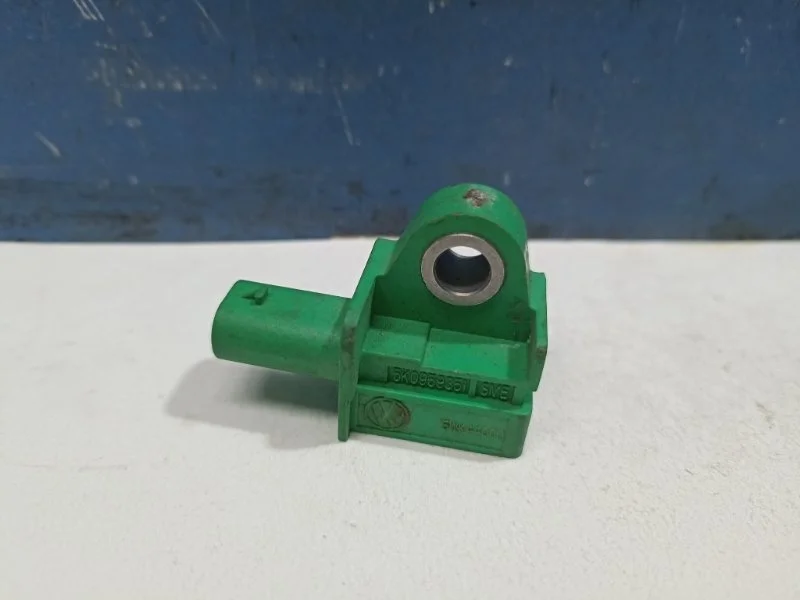 Датчик Airbag Volkswagen Golf 6 2011 5K0959351