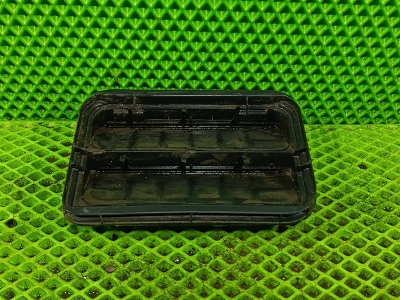 Клапан салона Лада Largus 2015 7700838358 УНИВЕРСАЛ K7M