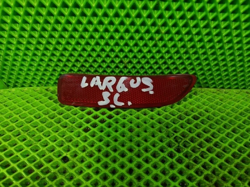 Катафот бампера Лада Largus 2015 8200751779 УНИВЕРСАЛ K7M