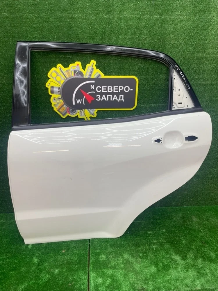 Дверь Ssangyong Actyon 2013 6301134002 CK D20DT, задняя левая