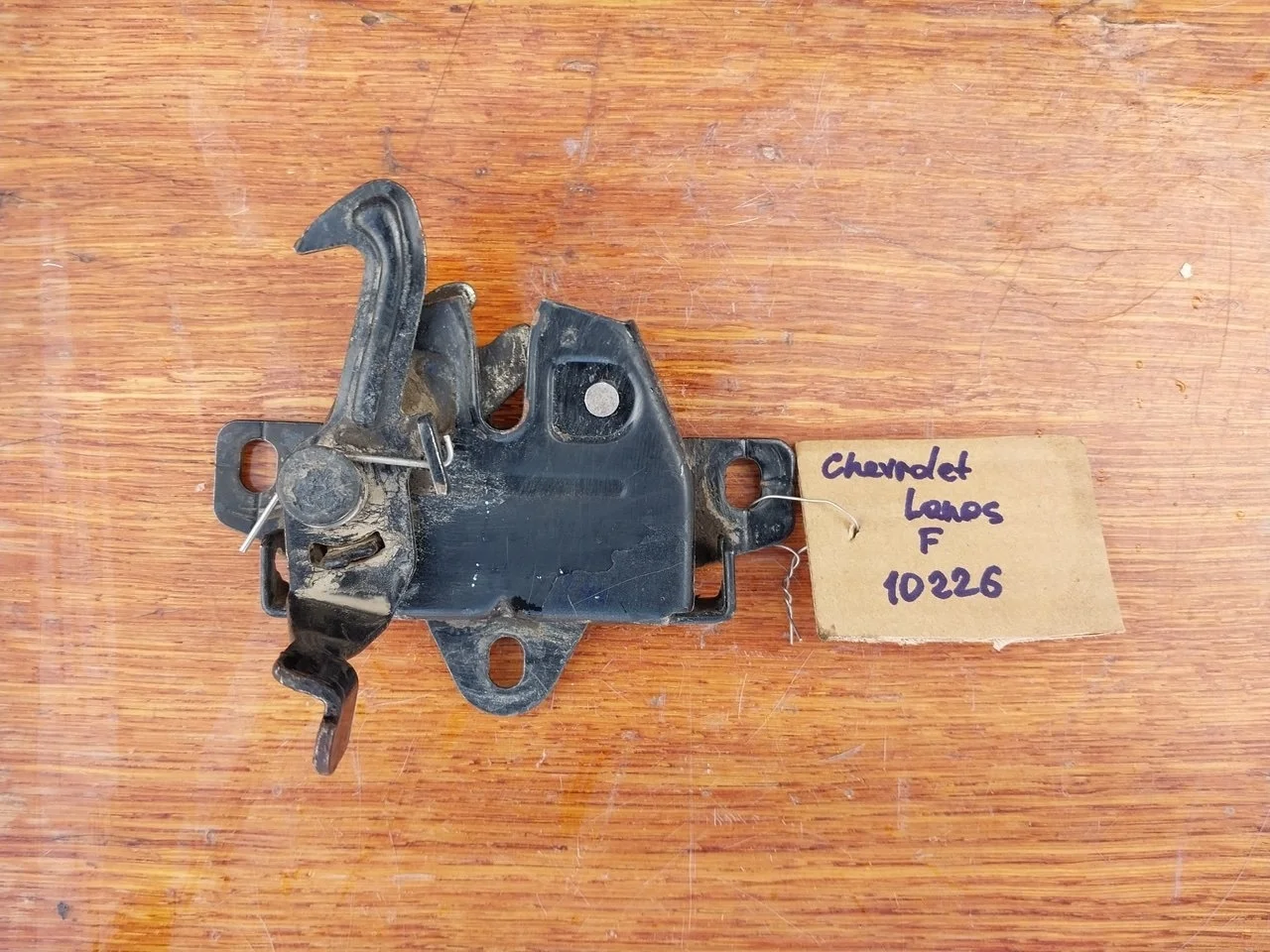 Замок капота Chevrolet Lanos 2008 96303295 T100 A15SMS