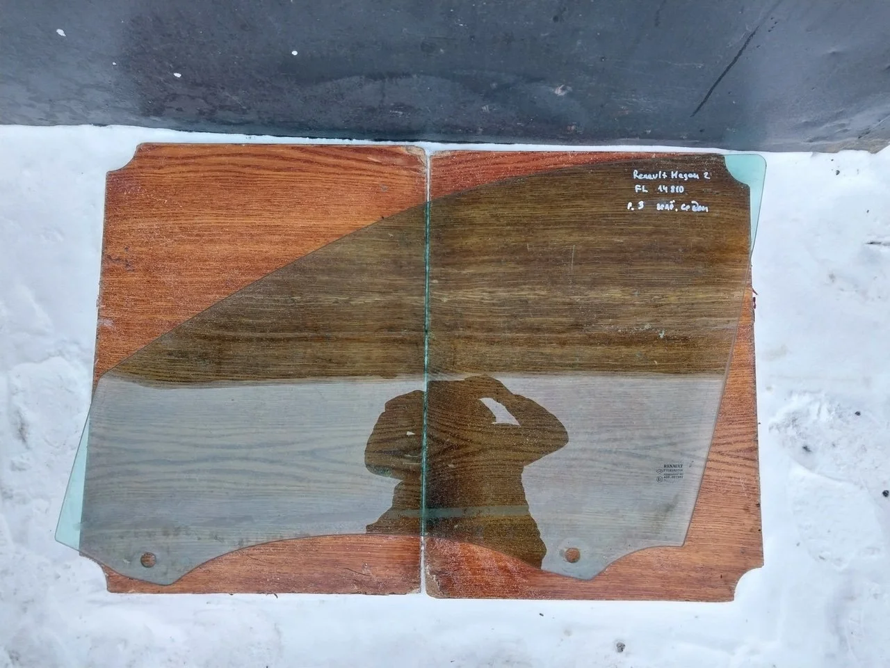 Стекло двери Renault Megane 2 2003 8200211227 LM2Y, переднее левое