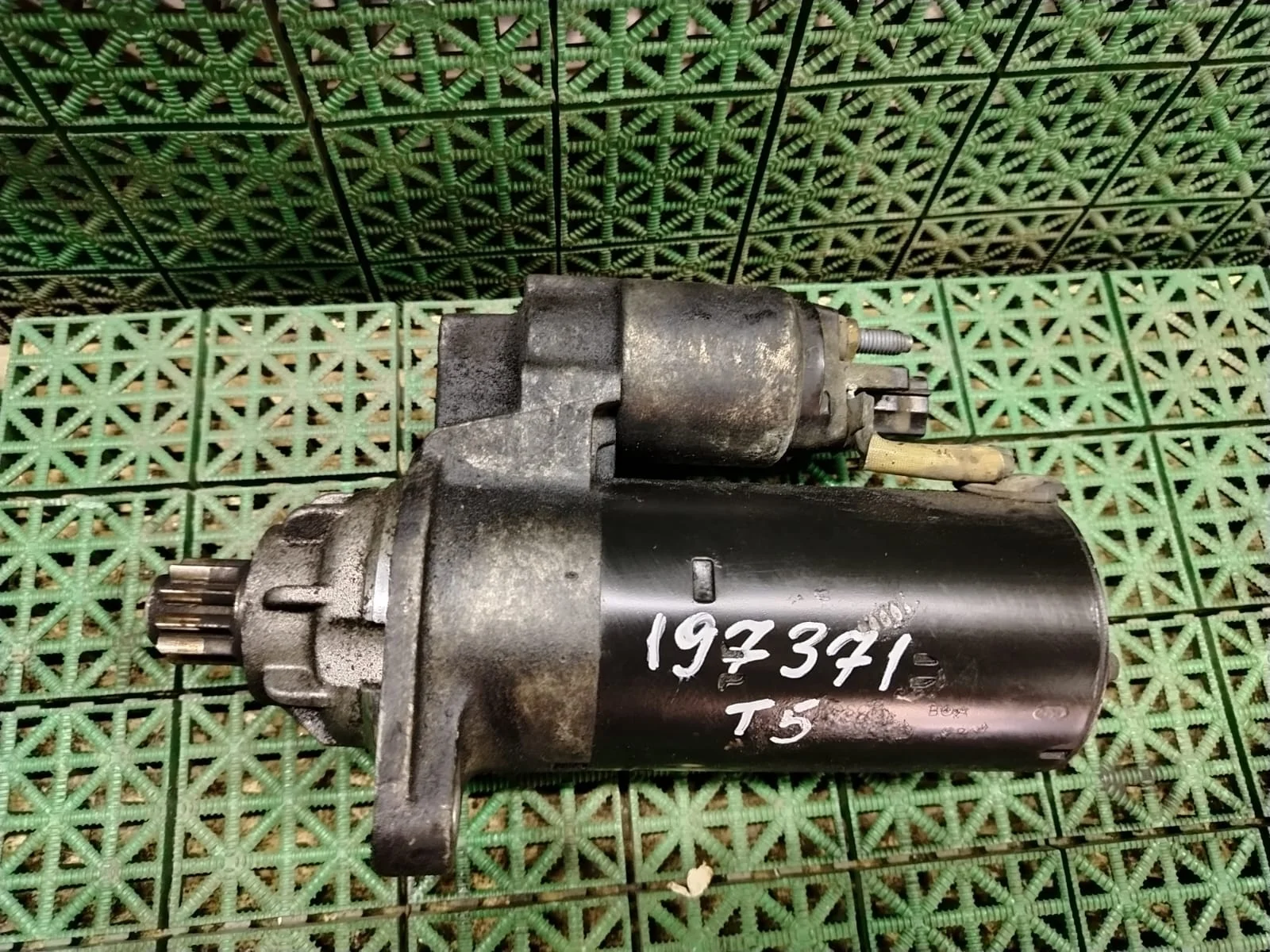 Стартер VOLKSWAGEN TRANSPORTER T5 2,5 BNZ 2004- АКПП б/у TRANSPORTER T5(2003-2015)