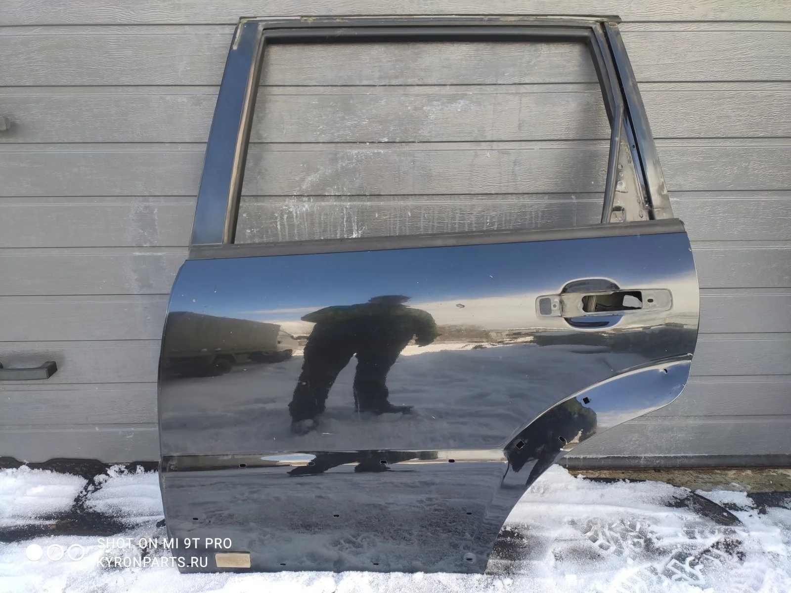 Дверь SsangYong Rexton 2008 Y250