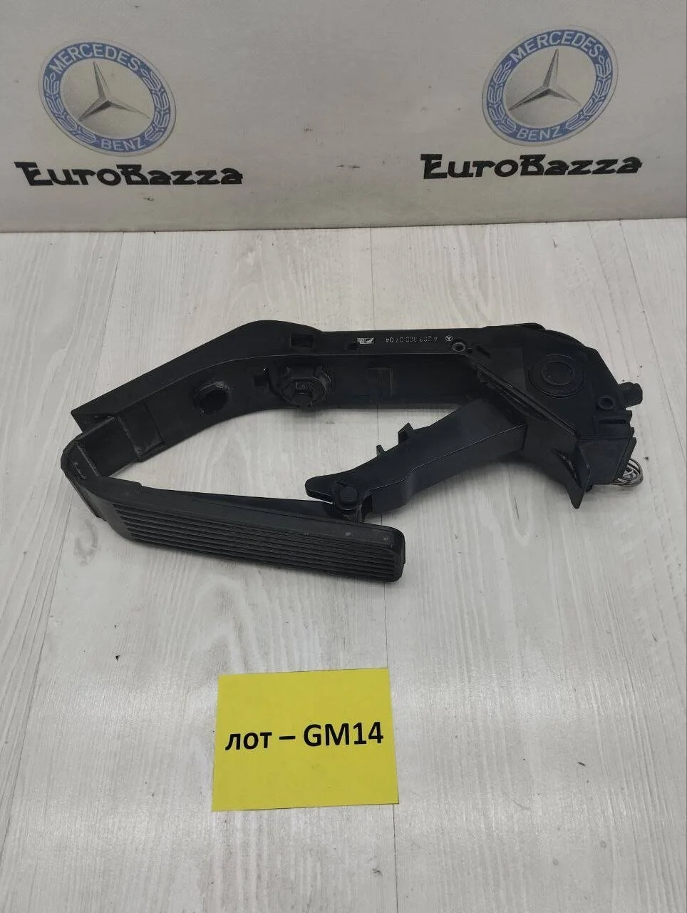 Педаль газа Mercedes W209