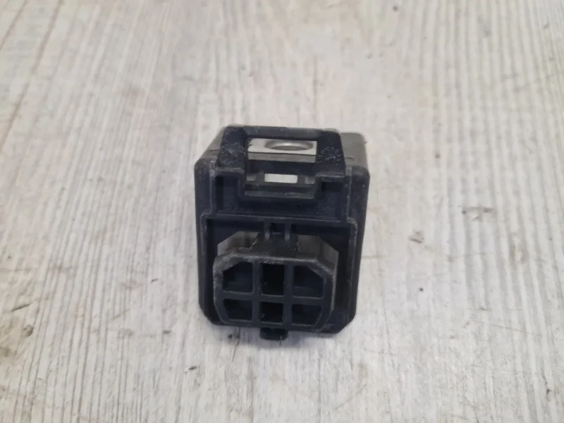 Кронштейн крепления фары Audi Q7 2015- 4M