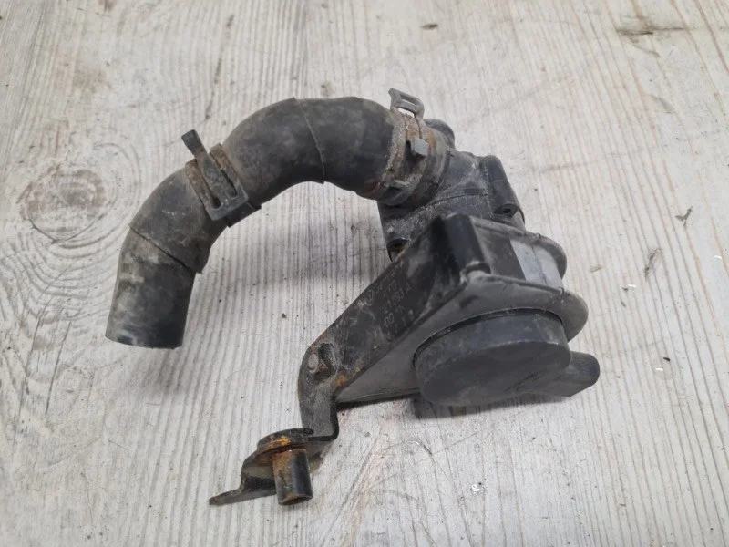 Насос системы охлаждения VW Tiguan 1 2008-2018 5N