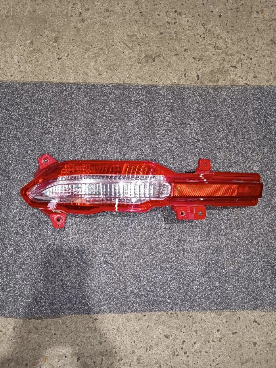 Фонарь ПТФ в бампер Hyundai Santa Fe 4 92405S1510, задний левый