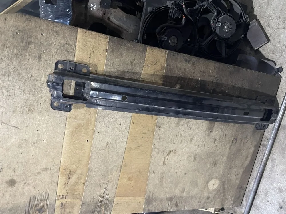 усилитель переднего бампера kia ceed ed