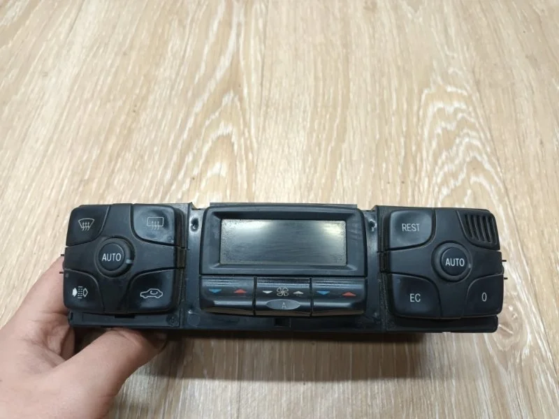 Блок управления климат-контролем Mercedes W220