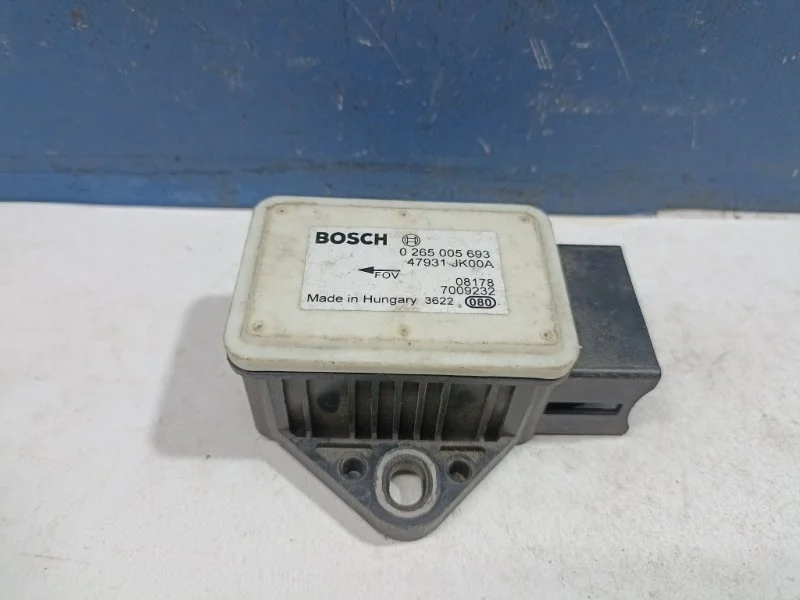 Датчик ускорения Infiniti Ex 2008-2017 265005693 J50