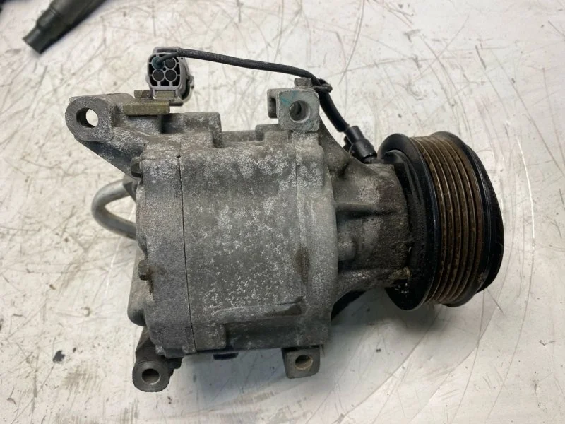 Компрессор кондиционера Toyota Corolla 883201A481 120 3ZZFE