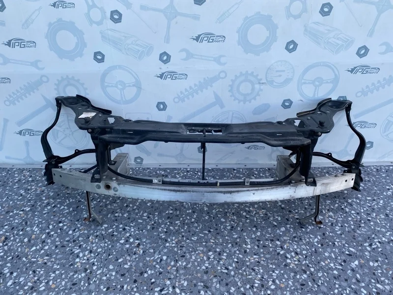 Передняя панель телевизор Mercedes-benz CLS 2011 C218