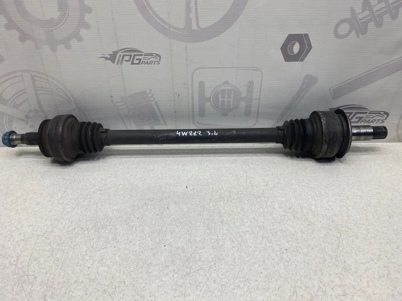 Привод задний Mercedes-benz 2014 W212