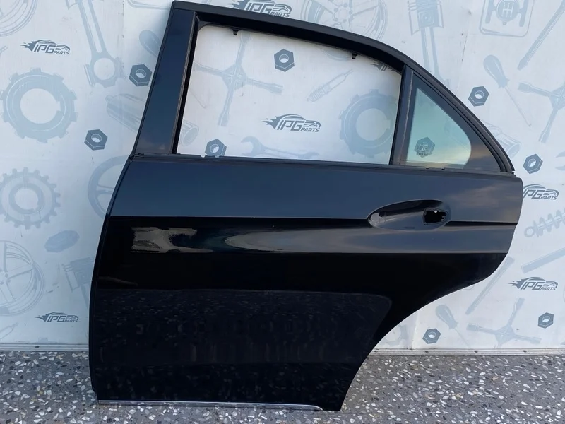 Дверь задняя левая Mercedes-benz 2013 W212