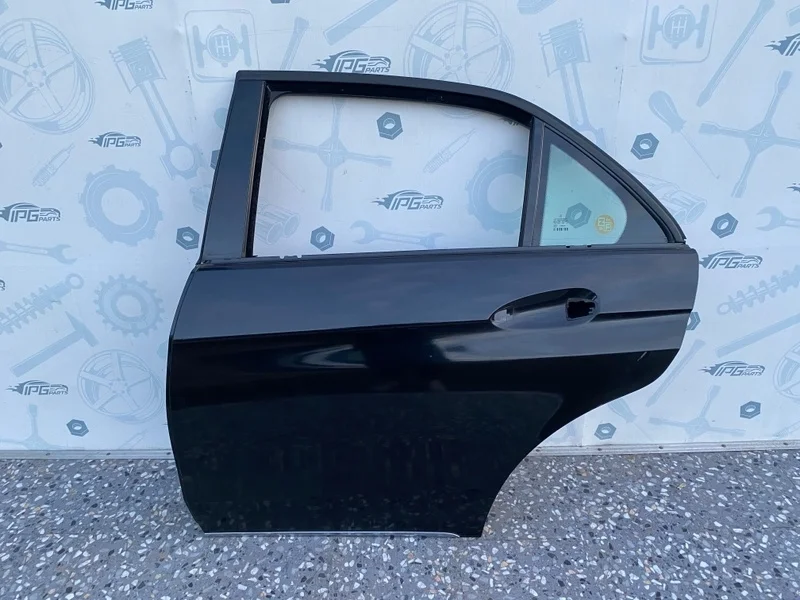 Дверь задняя левая Mercedes-benz 2013 W212