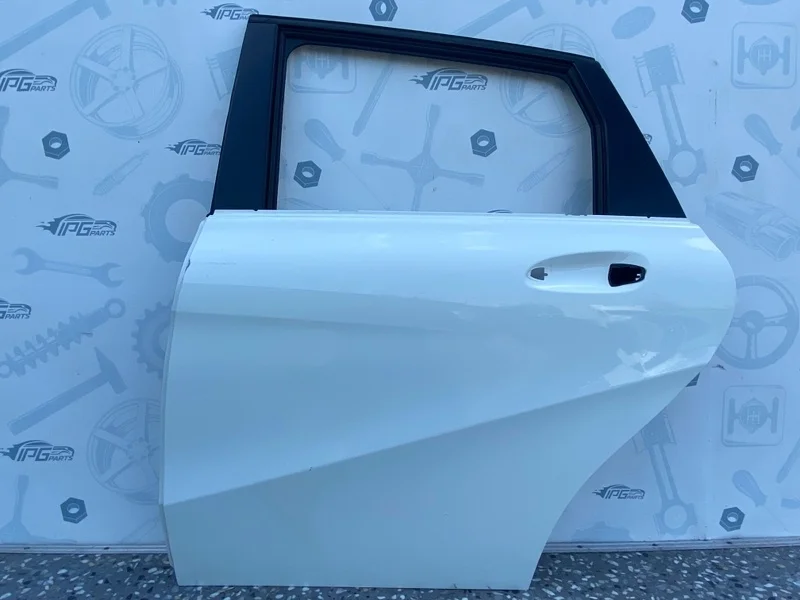 Дверь задняя левая Mercedes-benz 2014 W246