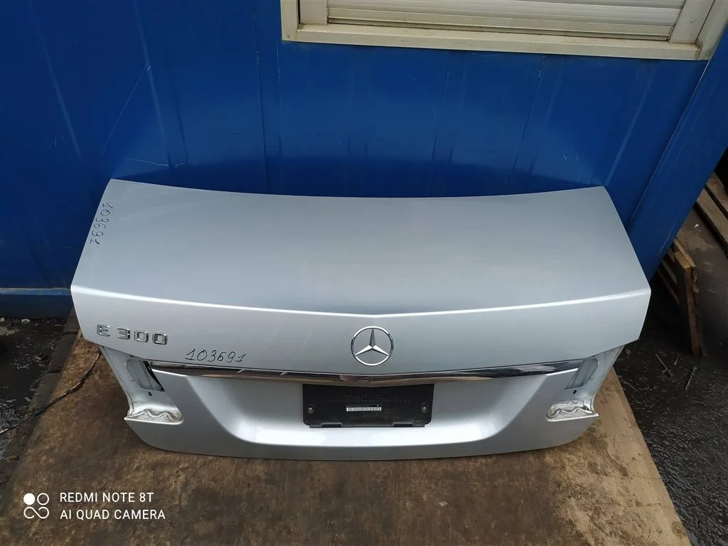 Крышка багажника MB E W212 2009-2016 A2127500975