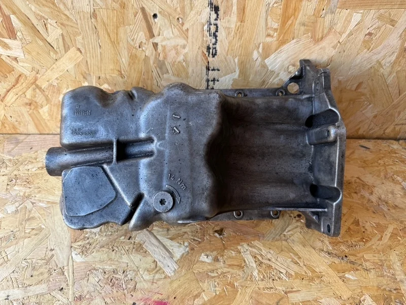 Поддон двигателя Opel Corsa D