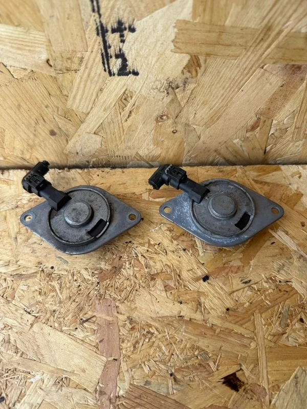 Клапан электромагнитный Opel Corsa D