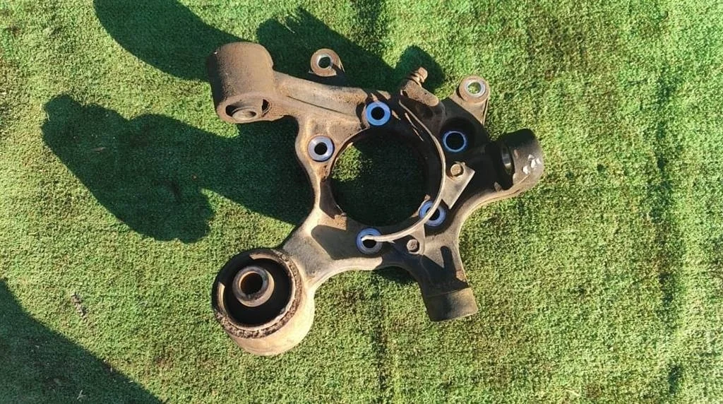 Б.у. цапфа MITSUBISHI PAJERO V75W MITSUBISHI PAJERO V75W