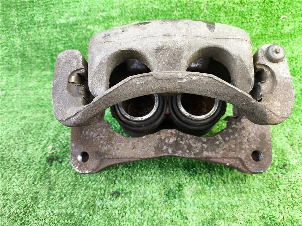 Б.у. суппорт MITSUBISHI PAJERO V75W MITSUBISHI PAJERO V75W