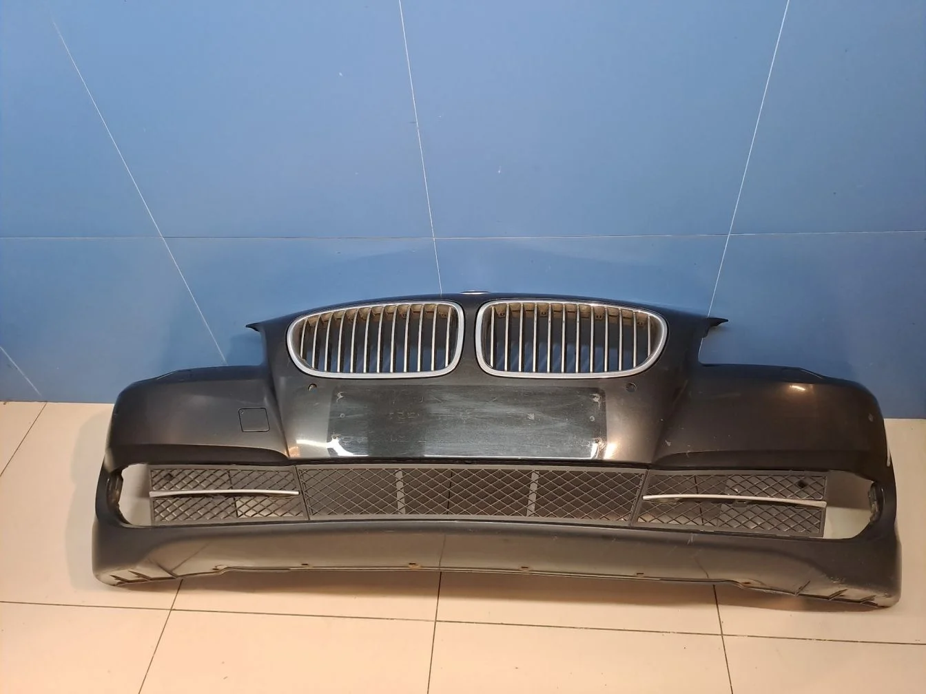 Бампер передний для BMW 5 F10 2009-2017