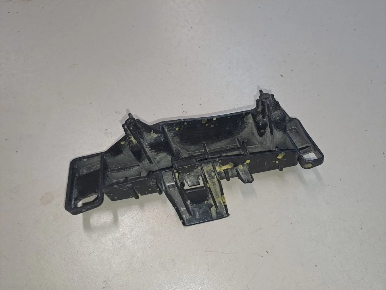 Кронштейн фары правый для Toyota Land Cruiser 200 2008-