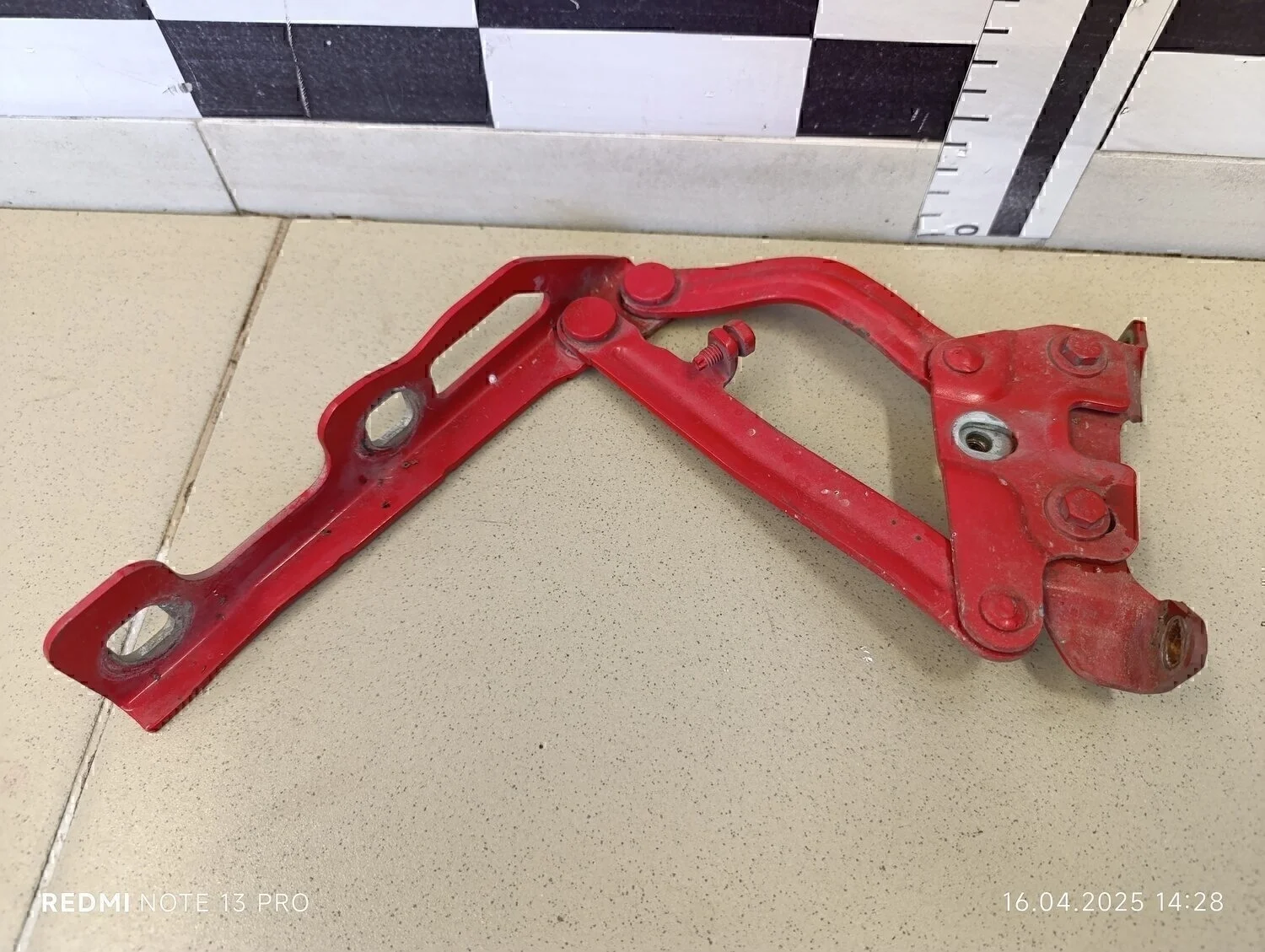 Петля капота правая Corsa D 2006-2015