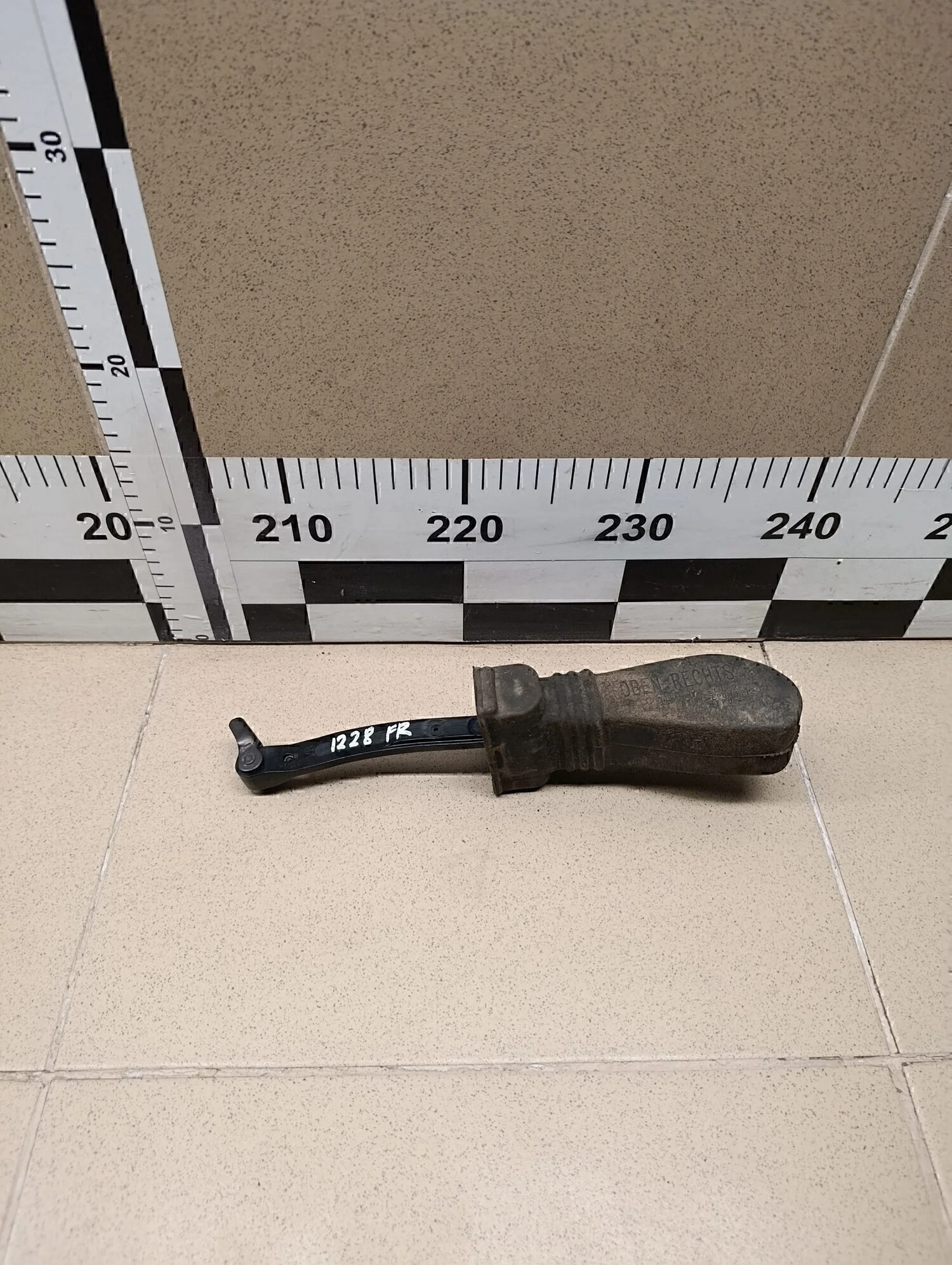 Ограничитель двери A4 [B8] 2007-2015