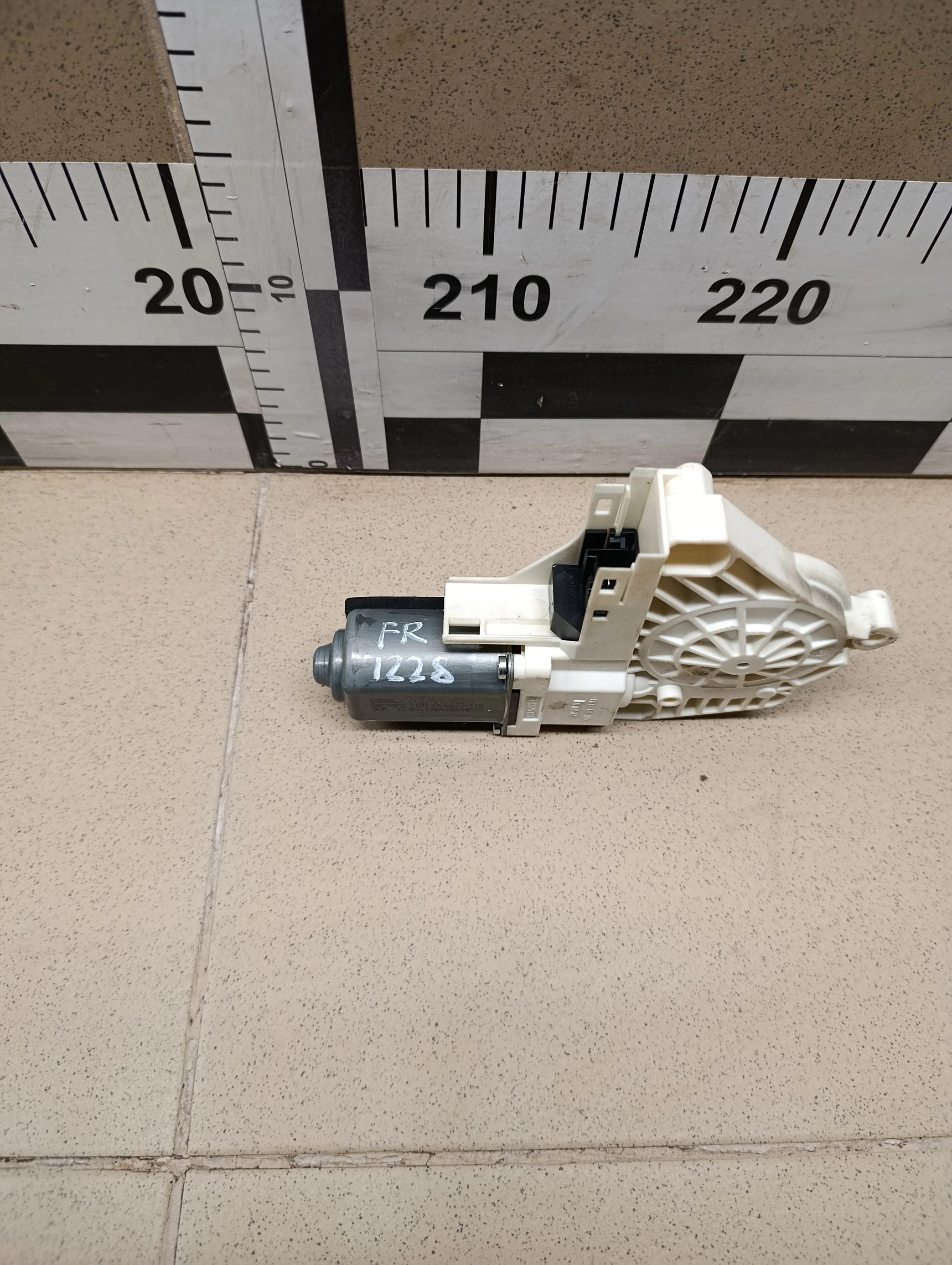 Моторчик стеклоподъемника A4 [B8] 2007-2015