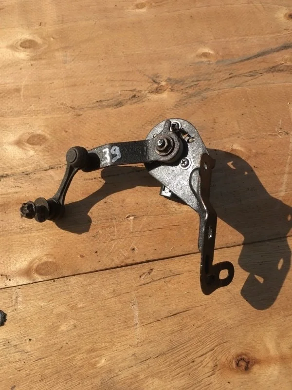 Датчик регулировки дорож. просвета Lexus Es200 2016 8940733050 XV60 6AR-FSE, задний