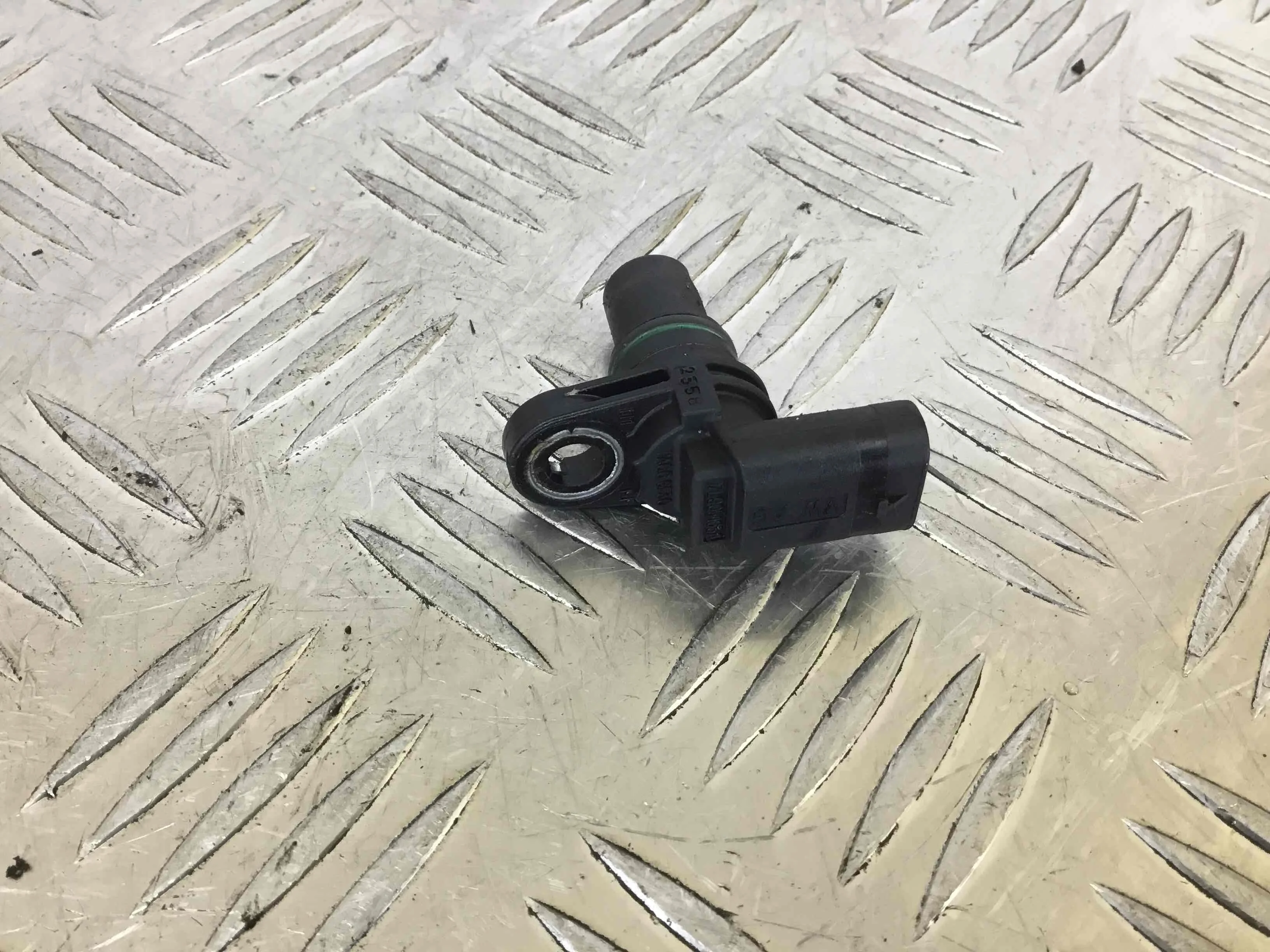 Датчик распредвала Audi Q7 Q7 4L [рестайлинг] (2008-2015) бензин 4.2  Автомат