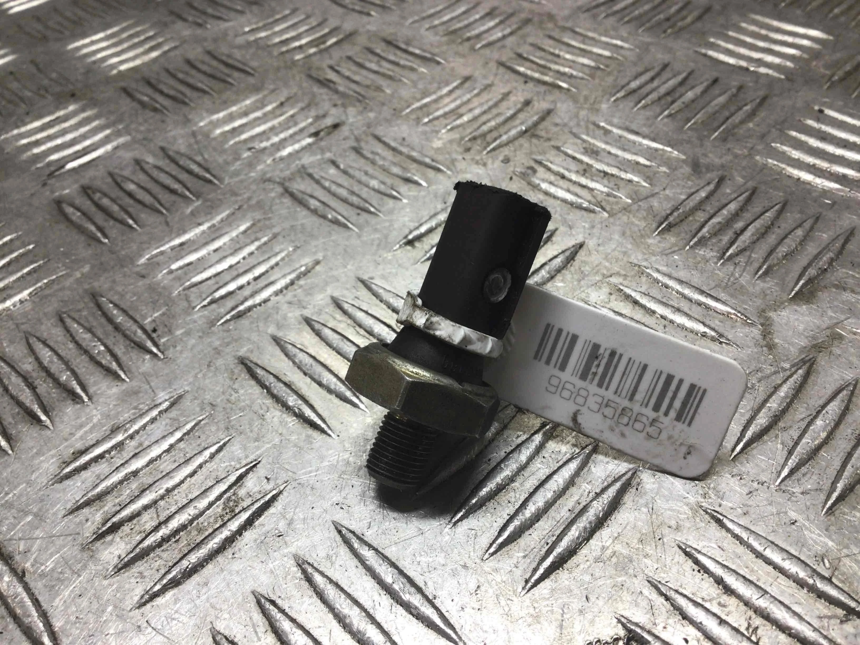 Датчик давления масла Audi 80 80 B4 (8C) 1991 - 1995 дизель 1.9 TDI Механика Универсал