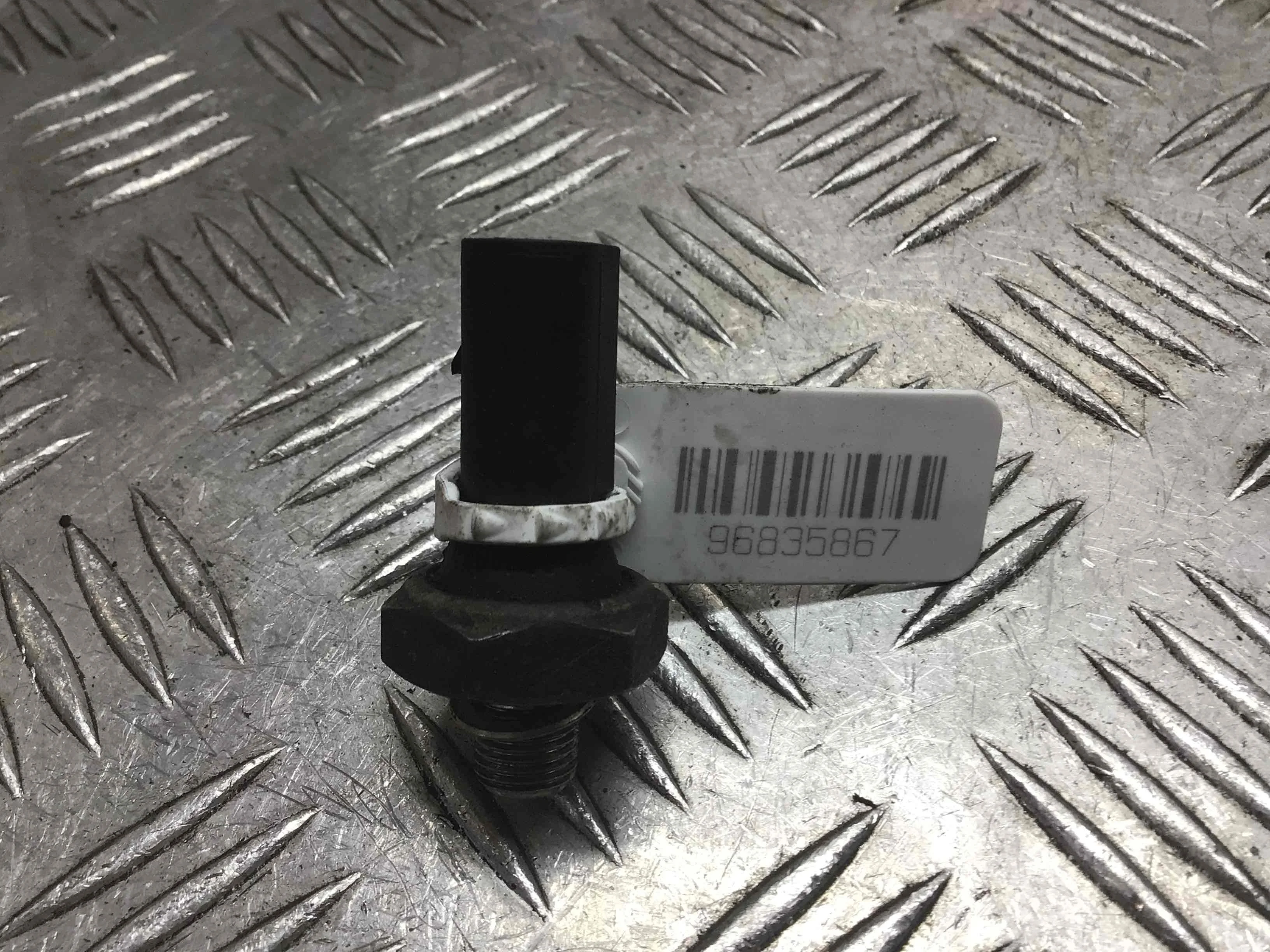 Датчик давления масла Audi A6 C6/4F (2004-2008) дизель 2.0 TDI Вариатор Седан