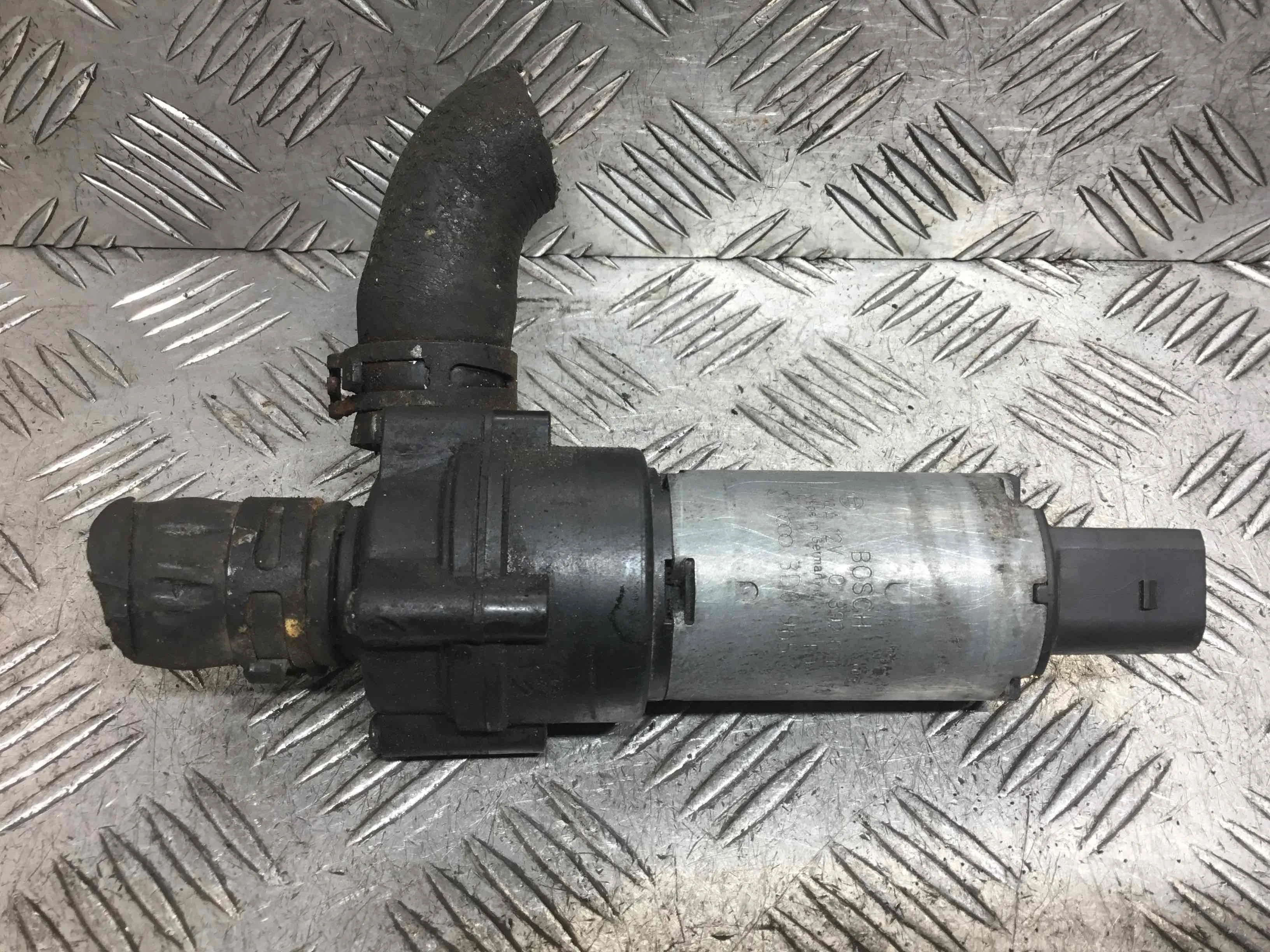 Насос антифриза дополнительный Volkswagen LT 2 поколение (1996-2006) дизель 2.5 TDI Механика Микроавтобус