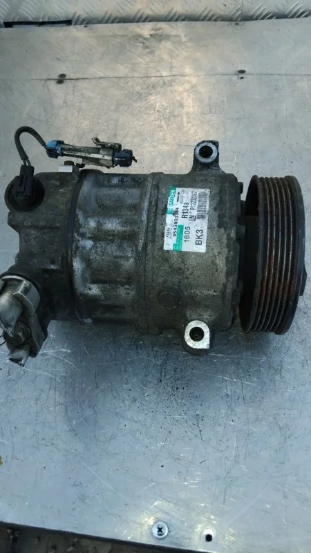 Компрессор кондиционера Opel INSIGNIA 2011