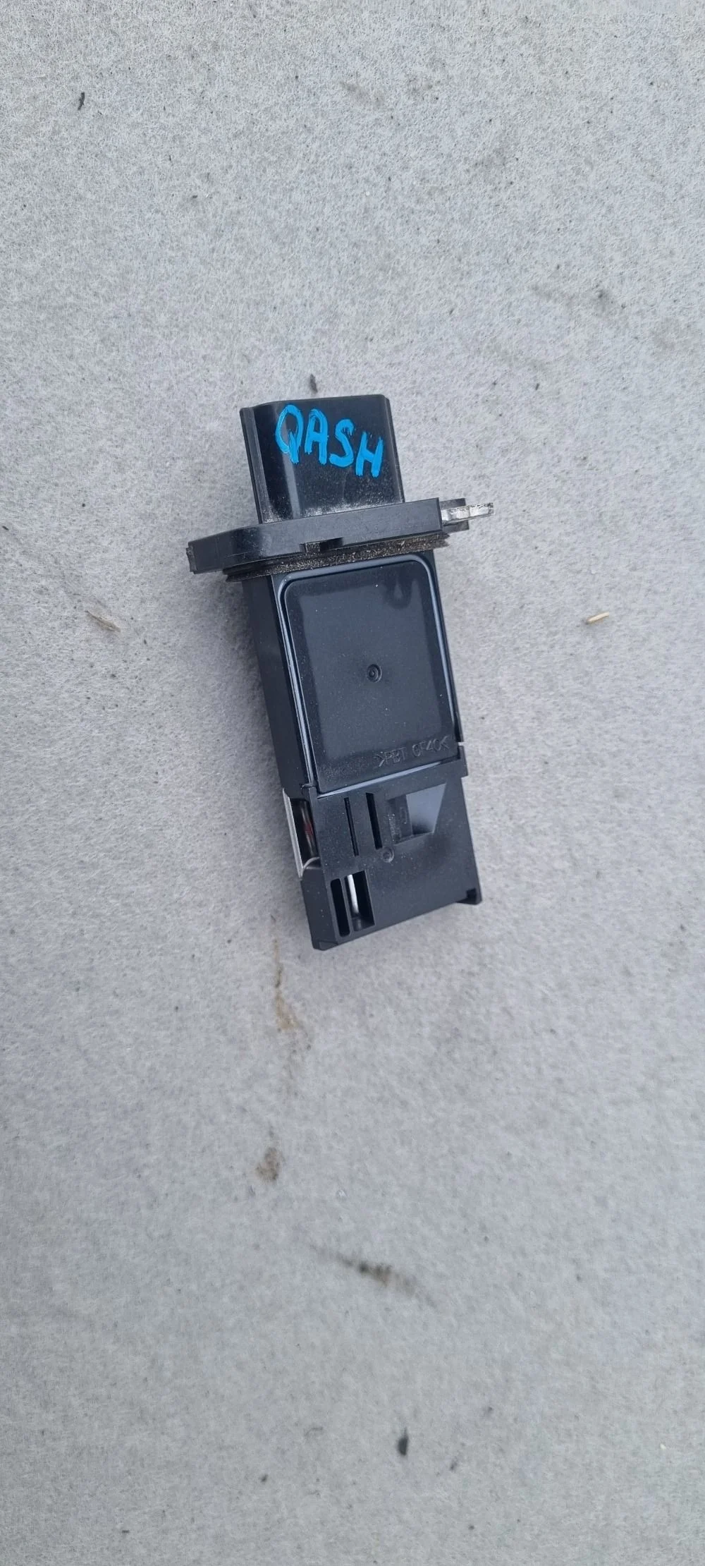 Датчик массового расхода воздуха Nissan Qashqai