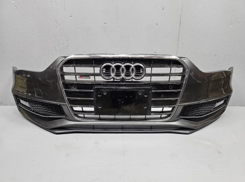 Бампер Audi A4 B8