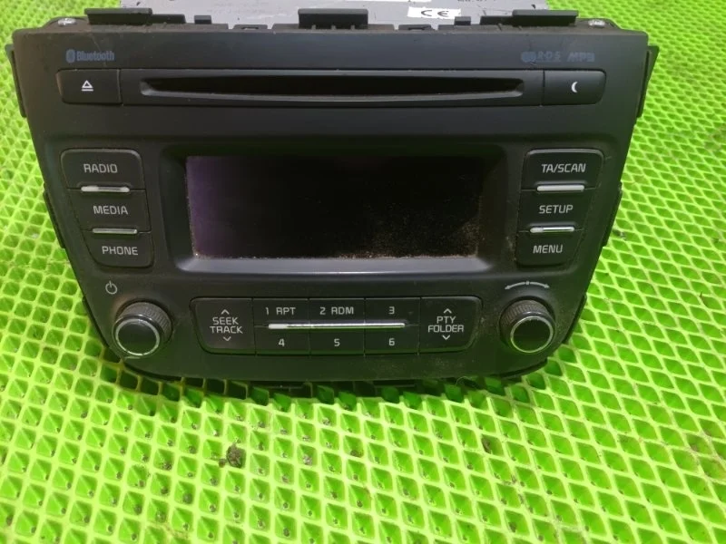 Штатная магнитола Kia Sorento 2 2013 961702PBB0VA УНИВЕРСАЛ G4KE