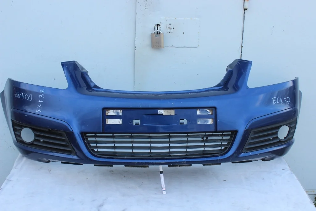 Бампер передний дорестайлинг Opel Zafira B ZbБМ139