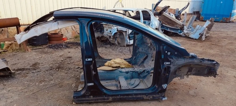 Порог Ford Focus 2012 1837286 3, правый