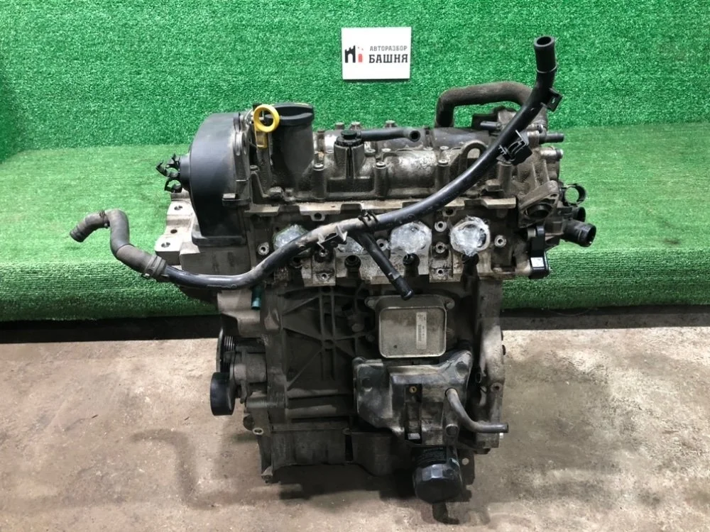 Двигатель Skoda Octavia 2013 04E100031C A7 CJZA