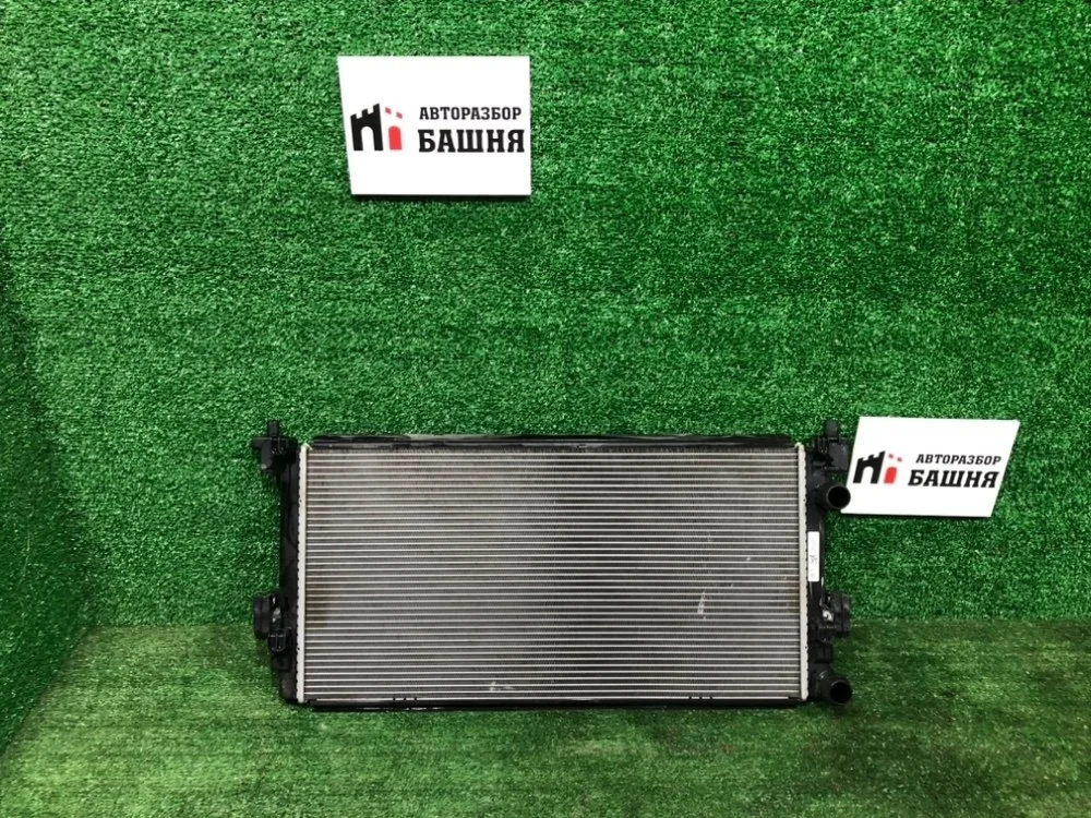 Радиатор охлаждения двс Skoda Octavia 2013 5Q0121251EC A7 CJZA
