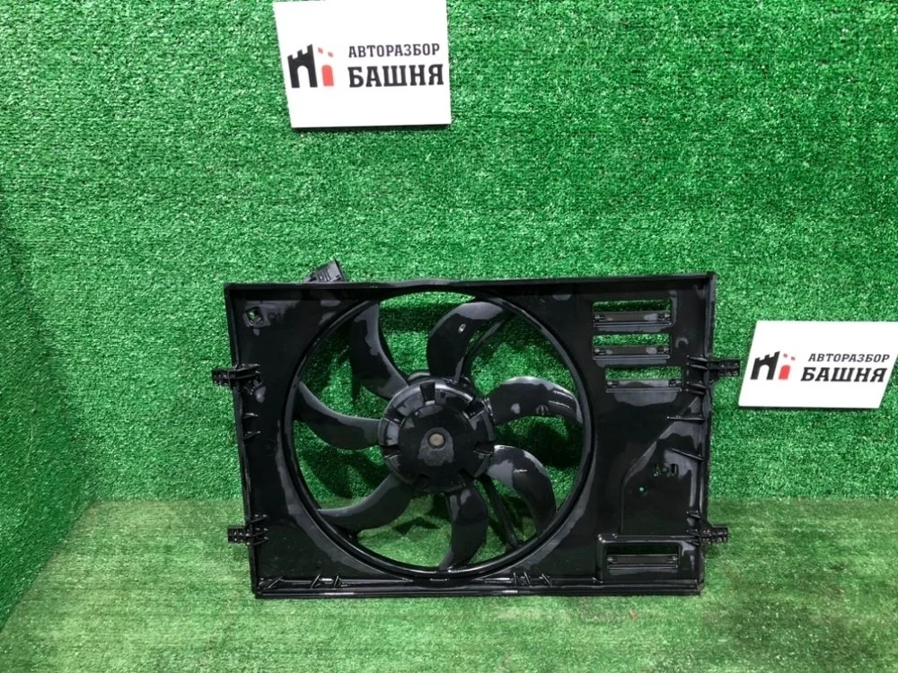 Диффузор радиатора Skoda Octavia 2013 5Q0121205 A7 CJZA