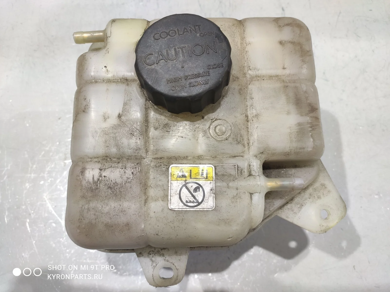 Бачок расширительный SsangYong Actyon 2014 C200