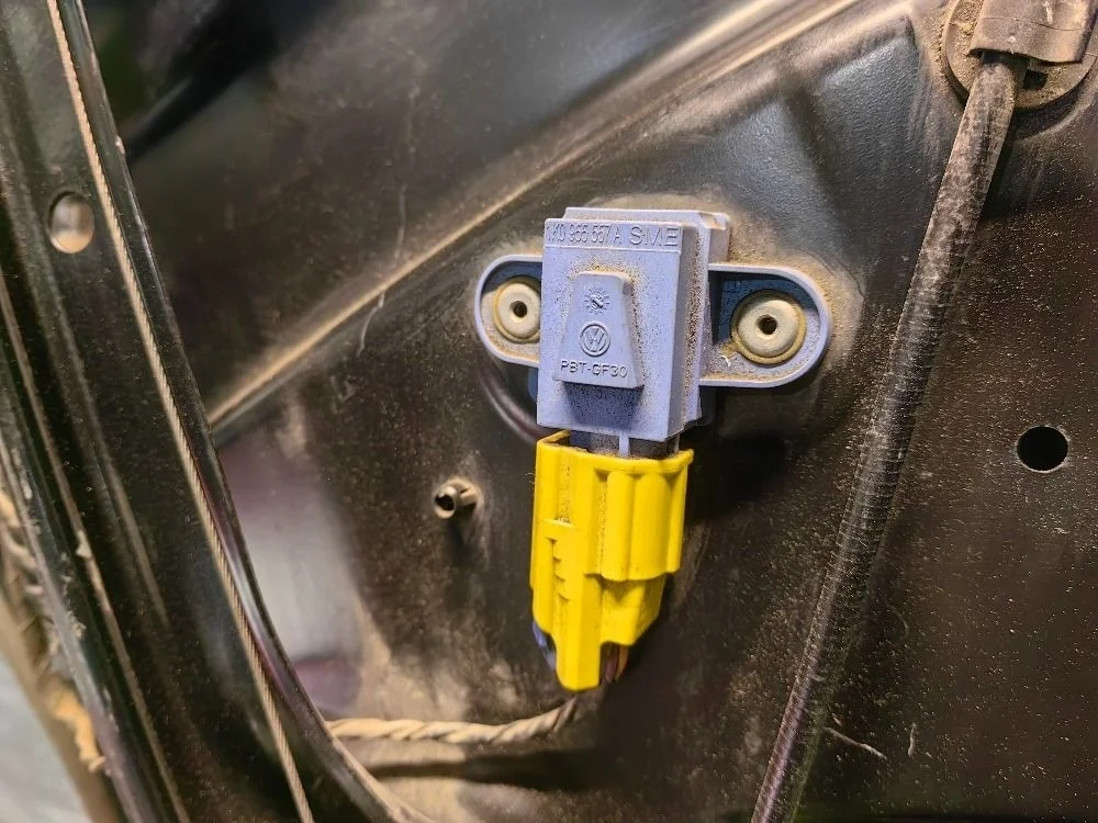 Датчик Airbag Volkswagen Passat B6