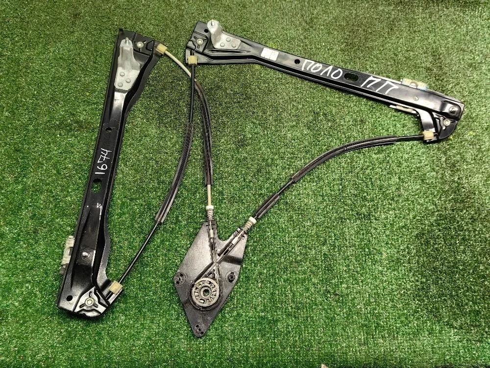 Стеклоподъемник электр. передний правый Volkswagen