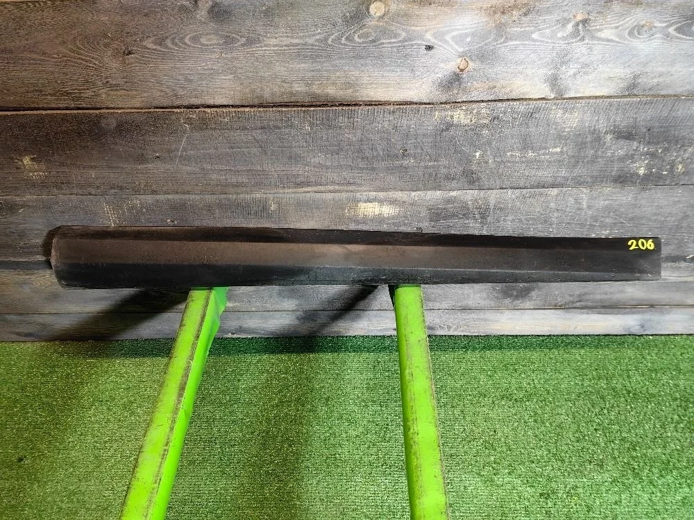 Молдинг двери передней правой Renault Fluence