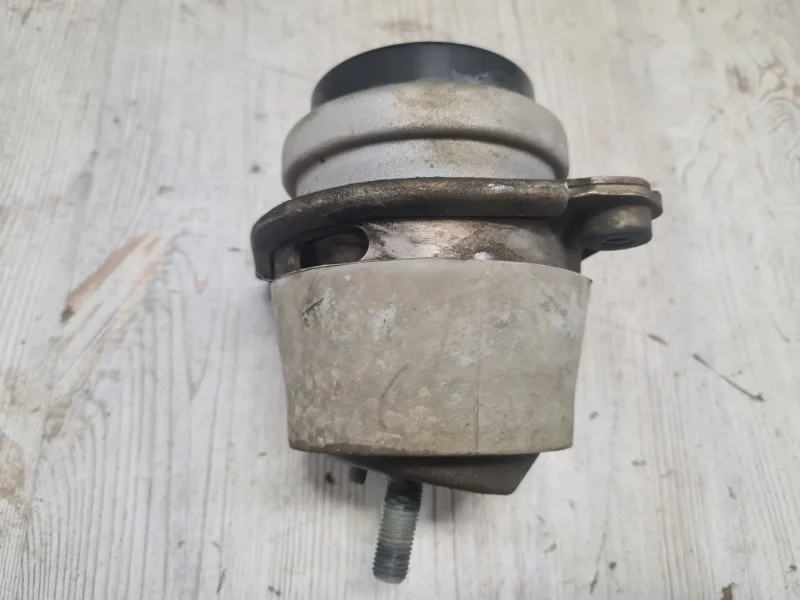 Подушка двигателя Porsche Cayenne V8 2011 958 (92A)